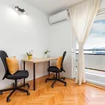 Sunny Aura - Lungomare - With Parking Pula
