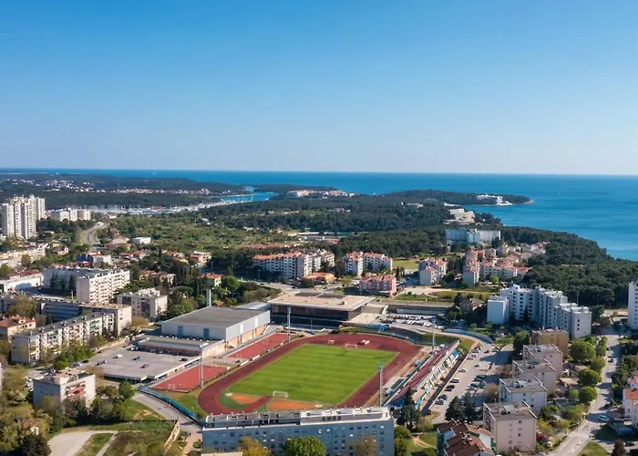 Apartament Sunny Aura - Travel & Work - With Parking Pula