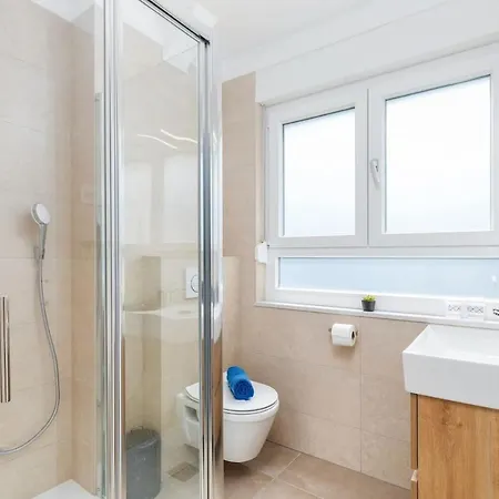 Sunny Aura - Spacious And Bright, With Parking Pula